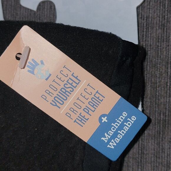 Isotoner Women's Black Stretch Fleece Winter Smart Touch Gloves - Picture 7 of 11